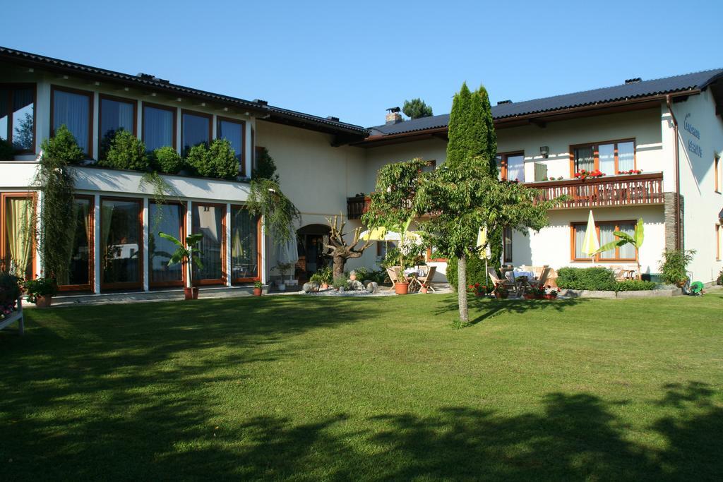 Beautyfarm Landhaus Servus Velden am Wörthersee Exteriör bild